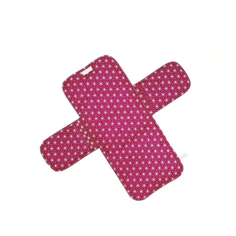 Wickeltasche Windeltasche mit Wickelunterlage für unterwegs ABWASCHBAR Happy Star Cranberry Rot Beschichtet