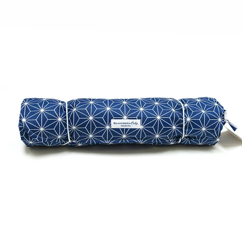 Wickelunterlage für unterwegs ABWASCHBAr - beschichtet, abwischbar, wasserabweisend in Happy Star Blueberry Blau