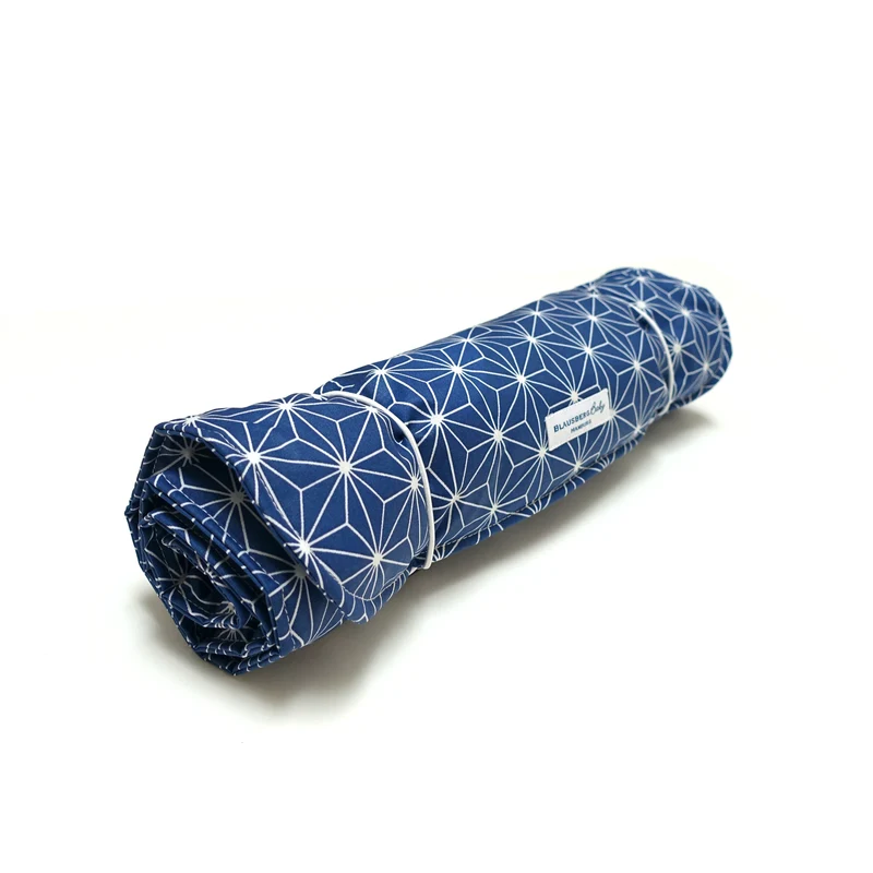 Wickelunterlage für unterwegs ABWASCHBAr - beschichtet, abwischbar, wasserabweisend in Happy Star Blueberry Blau