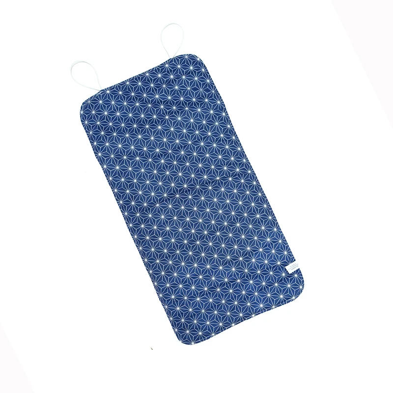 Wickelunterlage für unterwegs ABWASCHBAr - beschichtet, abwischbar, wasserabweisend in Happy Star Blueberry Blau