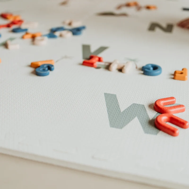 Play&Go 2 in 1 Puzzlematte 'EEVAA' doppelseitig Alphabet