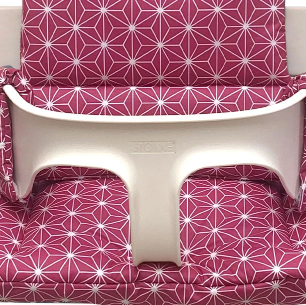 MIT NAMENS-STICKEREI Abwaschbar Tripp Trapp Sitzkissen Happy Star Cranberry Rot Personalisierbar