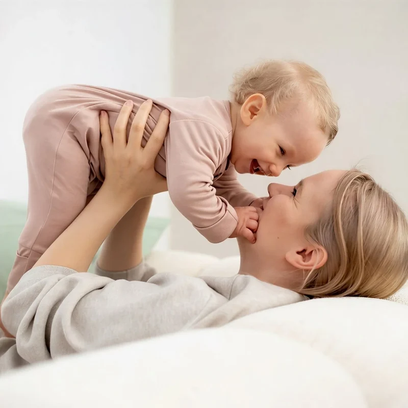 Eve & Olive BABY SCHLAFANZUG Sweet Rose