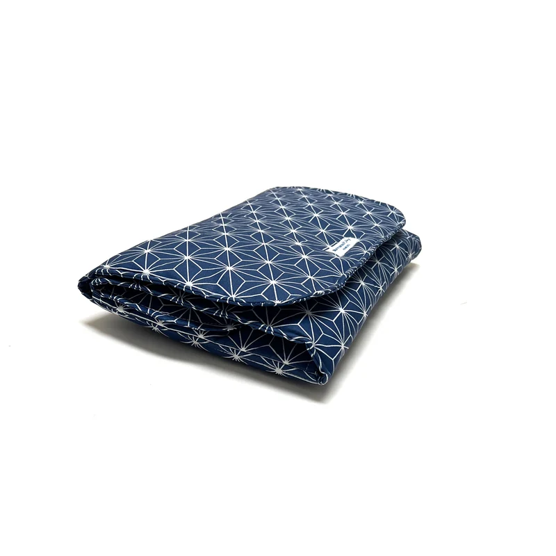 Wickeltasche Windeltasche mit Wickelunterlage für unterwegs ABWASCHBAR Happy Star Blau Beschichtet