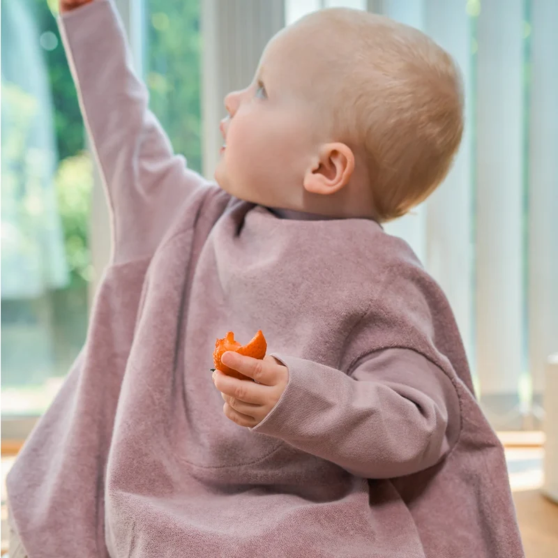 LITTLE CASIMIR “Boo“ Lätzchen –lilac love