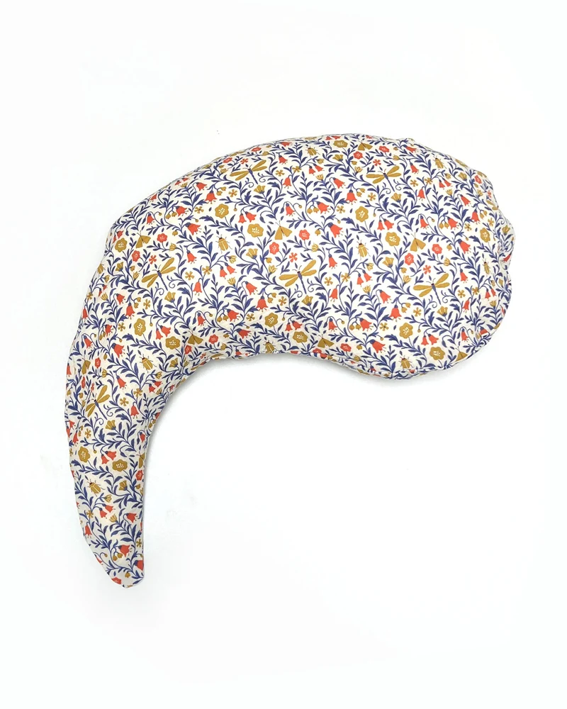 Yinnie Theraline Stillkissen inkl. Bezug Musselin (135 cm x 35 cm) Libelle Weiss