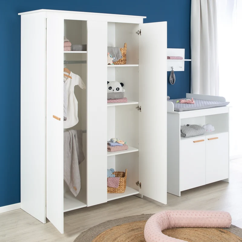 Kinderzimmerset Anton - umbaubares Baby-/Kinderbett / Wickelkommode 2-türig / Kleiderschrank 2,5-türig - in Weiß