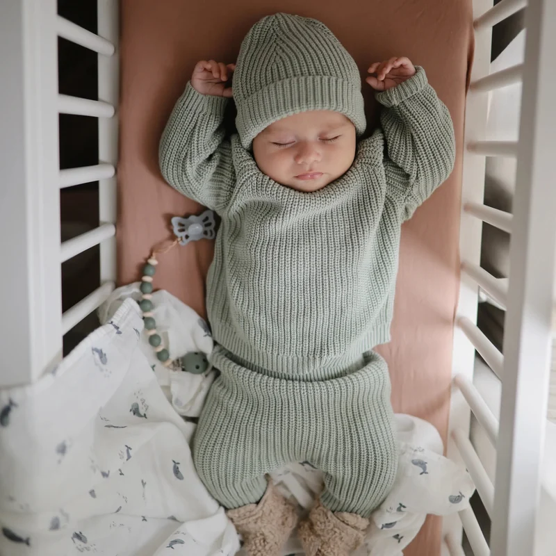 mushie Mulltuch "Swaddle Muslin Whales"