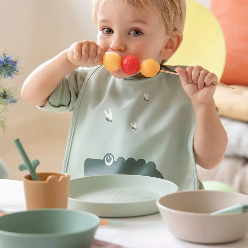 Done by deer -kiddish Teller- elefant- sand