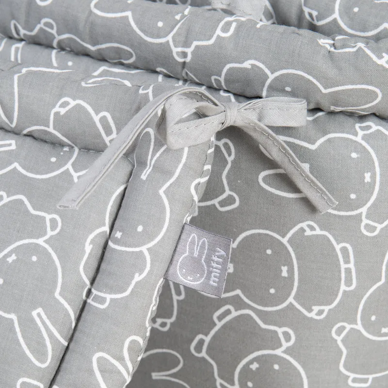 Babynest miffy - in Grau