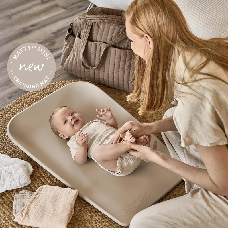 Leander Matty™ Mini Wickelauflage, Cappuccino