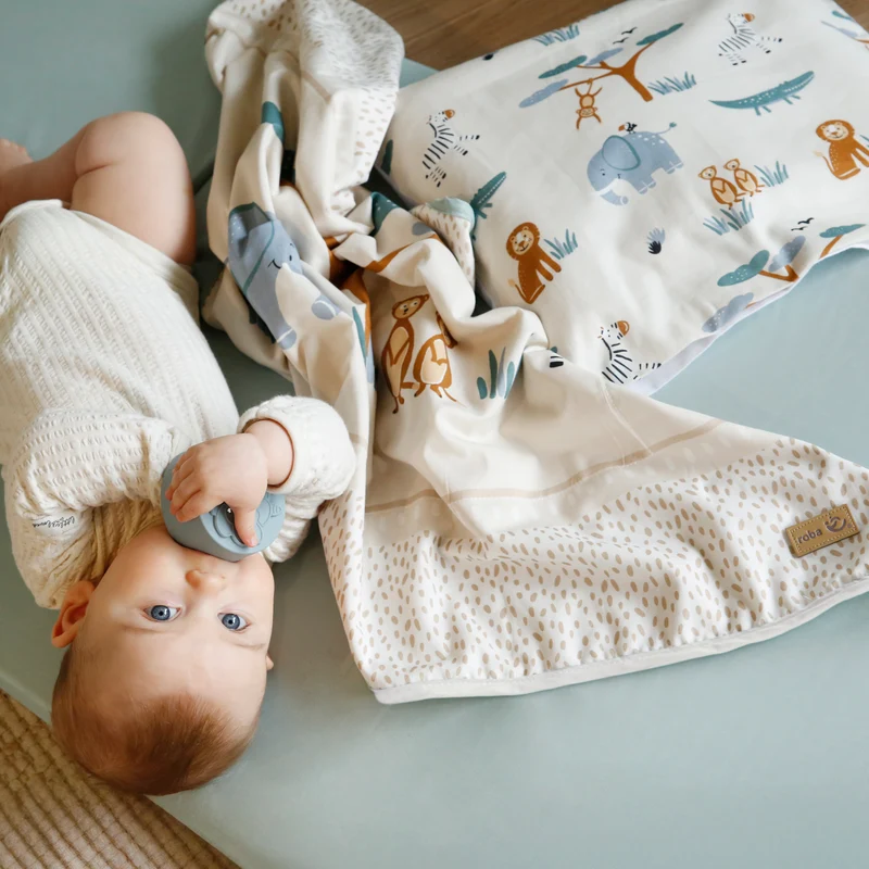 Babydecke 'Savanna Friends' 80 x 80 cm - Tiermotiv - Beige / Mehrfarbig