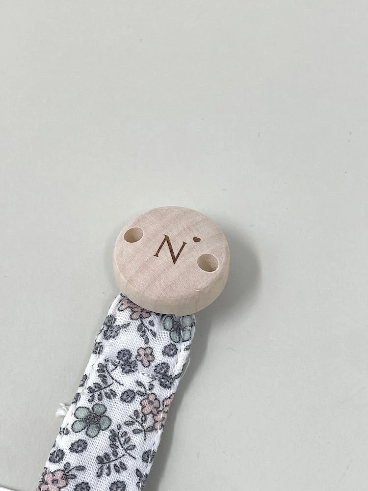 Personalisiere dein Schnullerband