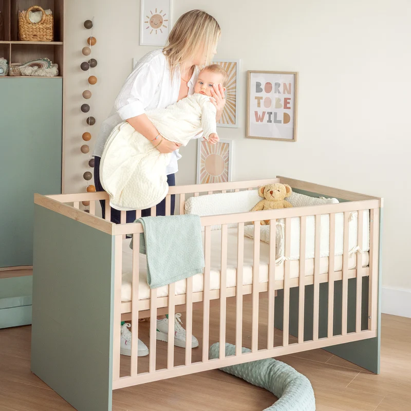 Möbelset 2-teilig 'Selva' - Babybett 70x140 + Wickelkommode - Reed Green / Virginia Chestnut