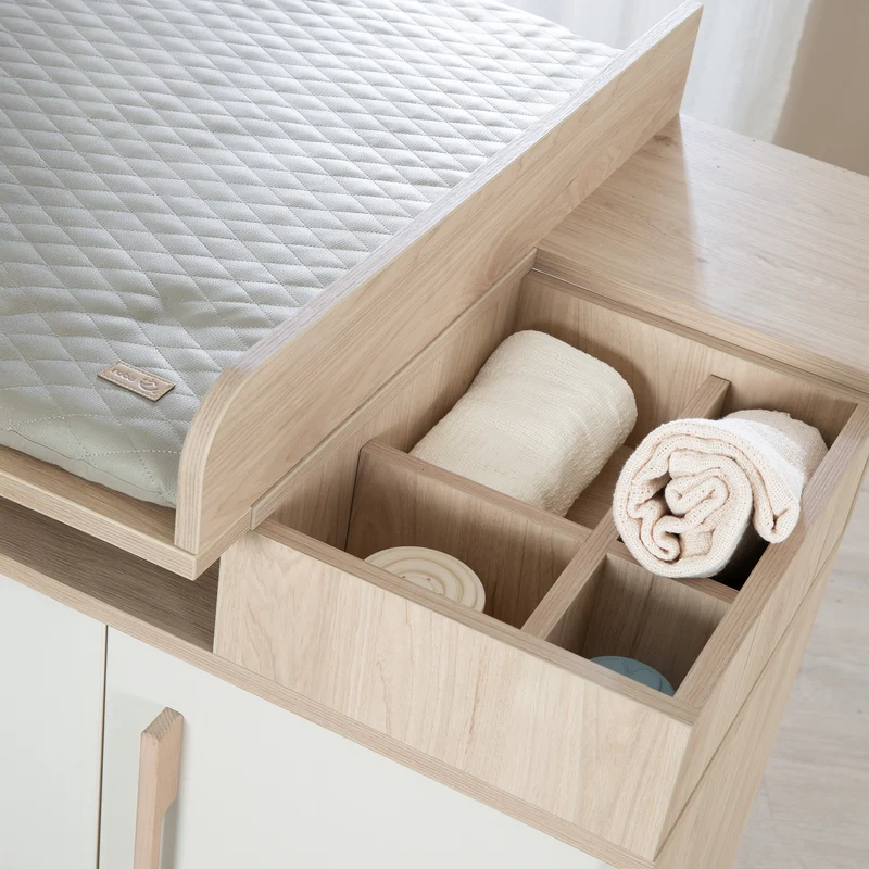 Babyzimmer 'Elva' 3-teilig - Offene Fächer & Soft Close - Cashmere / Virginia Chestnut