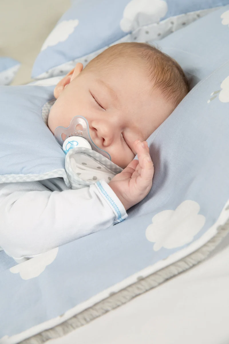 Schlafsack "Kleine Wolke blau" – 90 cm, ganzjähriger Babyschlafsack, atmungsaktive Baumwolle