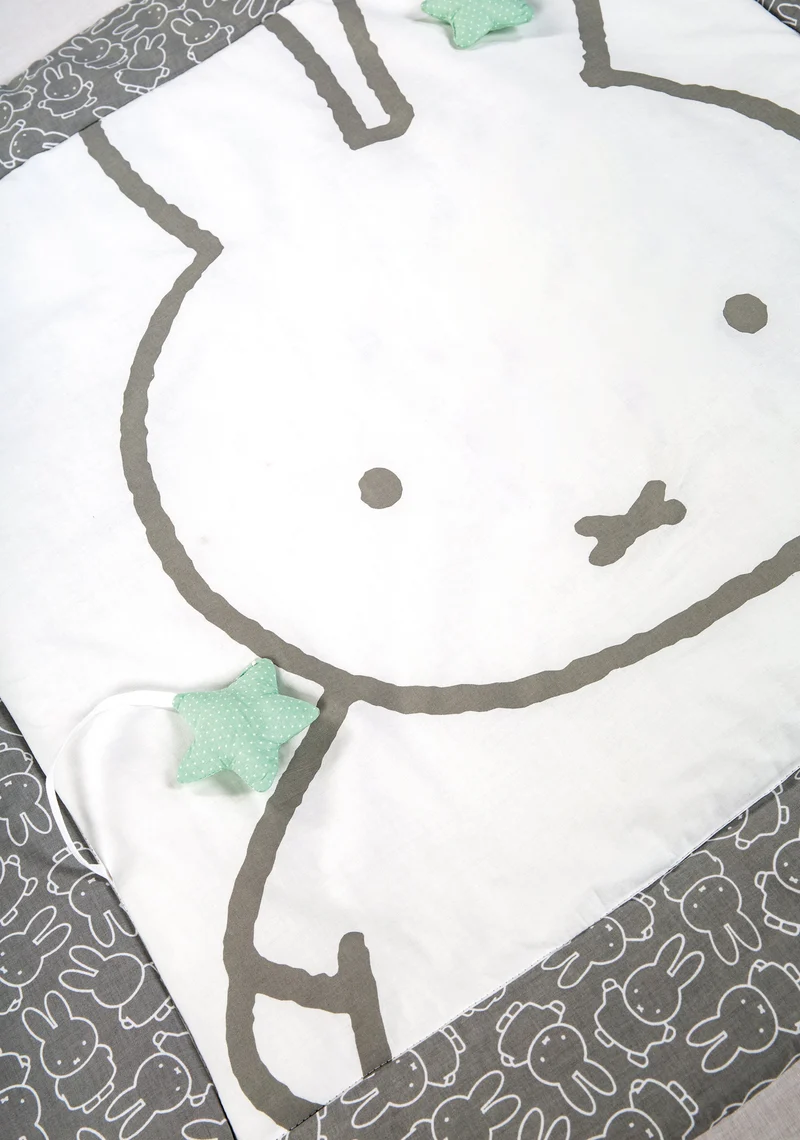 Krabbeldecke "miffy®" – 100 x 100 cm, Spiel-/Laufgittereinlage, Baumwolle