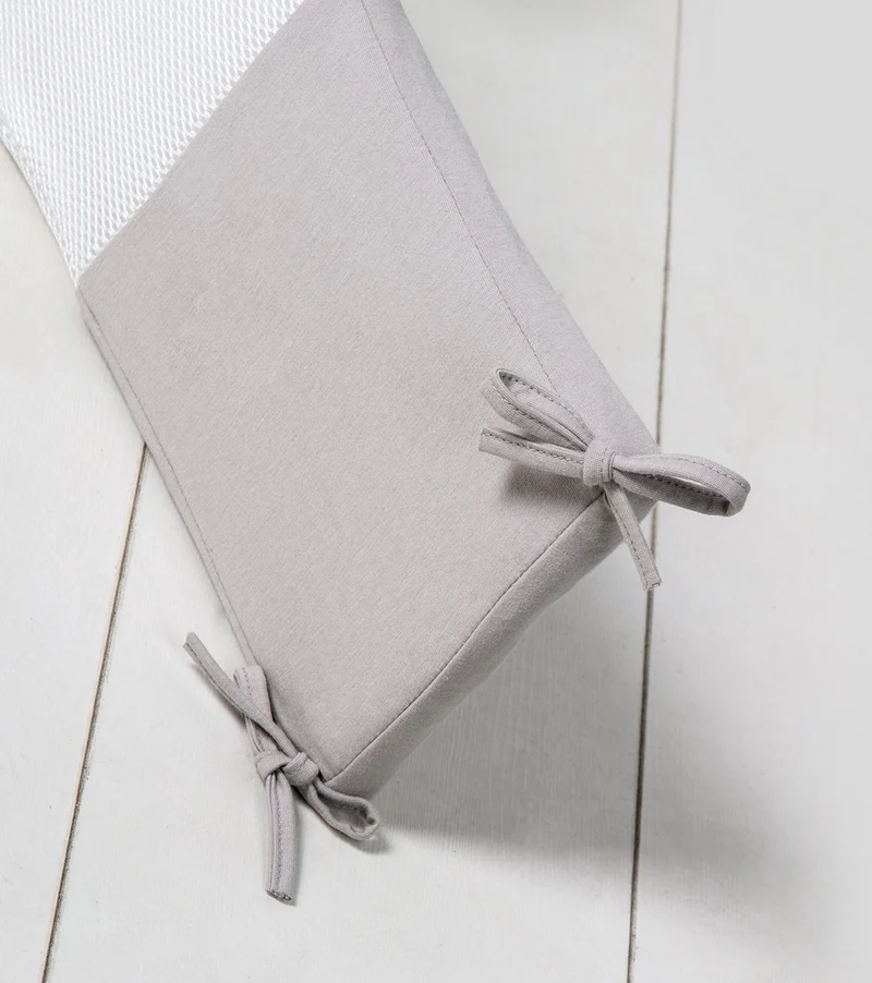 Baby-Nestchen "safe asleep®" – Air PLUS Jersey grau, luftzirkulierend, mit AIR-balance System