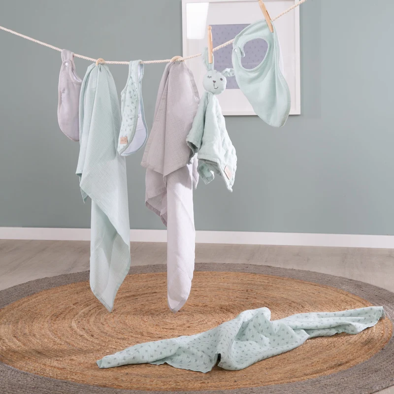 Geschenkset Baby Essentials organic "Lil Planet" frosty green aus Bio-Baumwolle, GOTS, nachhaltig