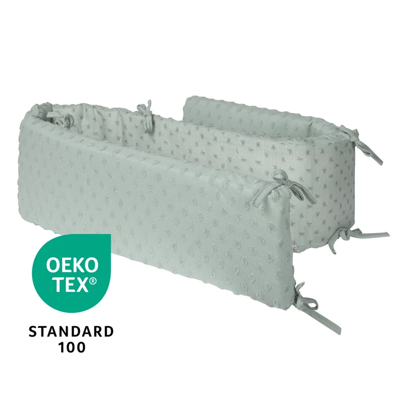 Organic Nestchen 'Lil Planet' für Betten 60 x 120 - 70 x 140 cm - Bio-Baumwolle - Frosty Green