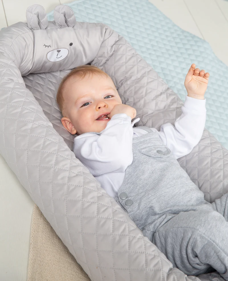 Babylounge 'roba Style' - Kuschelnest mit Bären-Gesicht 'Sammy' - Reisebett & Wickelauflage - Grau