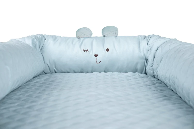 Babylounge "roba Style" – Nest mit Bärengesicht "Benny", hellblau, Reisebett, Wickelauflage