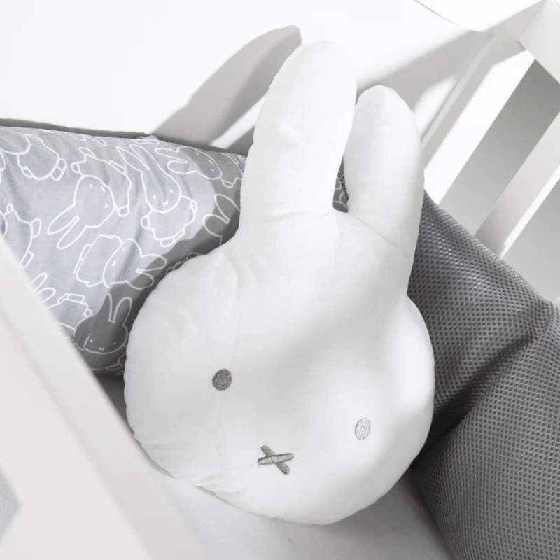 Dekokissen "miffy®" – für Baby-/ Kinderzimmer, Kuschelkissen aus weichem Coral-Fleece