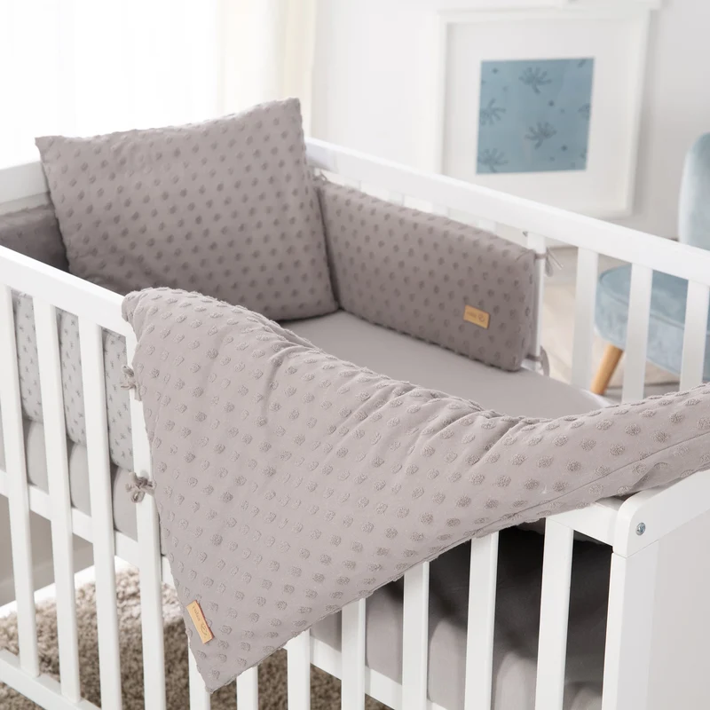 Geschenkset "Lil Planet" – silbergrau, Bio-Bettwäsche, -Spannbettlaken & -Nestchen, GOTS