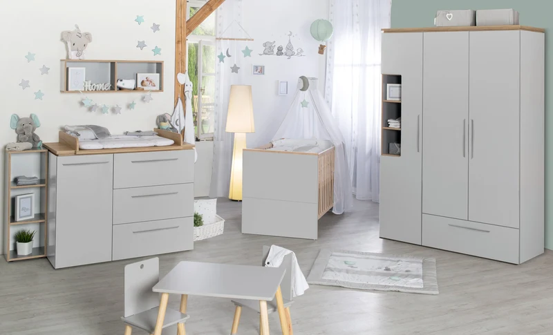 Zimmerset "Tobi" – inkl. Kombi-Bett 70 x 140 cm, Wickelkommode & 3-türigem Schrank, Lichtgrau/Goldeiche