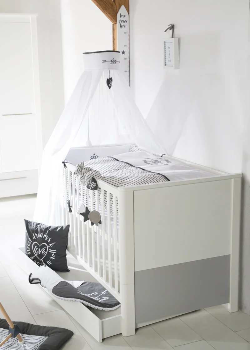Zimmerset "Linus" – inkl. Kombi-Bett 70 x 140 cm, Wickelkommode & 3-türigem Schrank, weiß / grau
