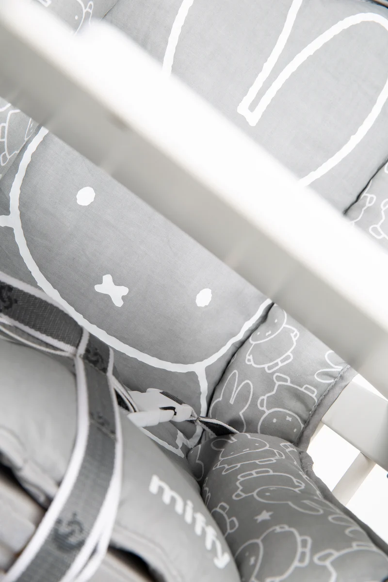 Sitzverkleinerer 'miffy®', passend für roba Kombihochstühle und viele gängige Höchstühle