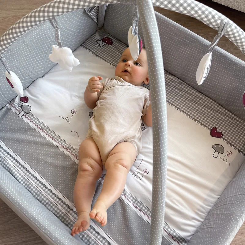 Babynest 'Adam & Eule', 4in1, Wickelauflage, Spieldecke, Activity Center & Laufgittereinlage