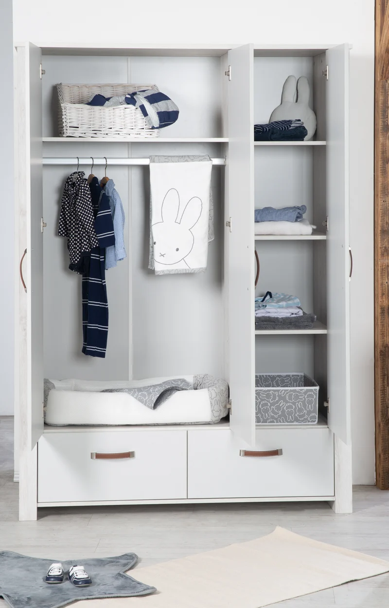 Kinderzimmerset 'Mila', inkl. Kombi-Bett 70 x 140 cm, Wickelkommode & 3-türigem Schrank, grau/weiß